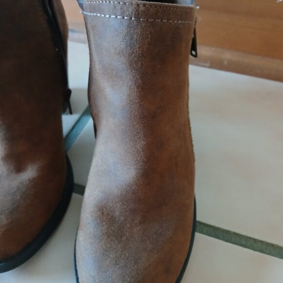 Rampage EDYN Dark Brown Ankle Booties SIZE 6 - Picture 5 of 9